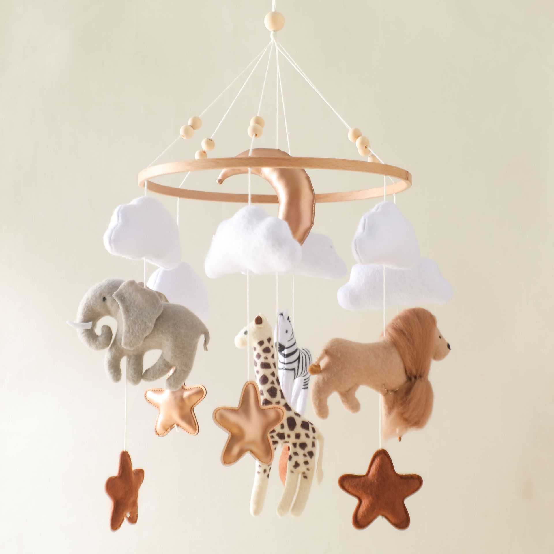 Décoration de coordination œil-main Clochette de berceau en feutre animal forêt nuage lune cloche de lit