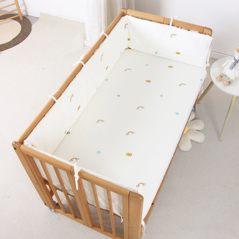 Housse de protection anti-collision pour lit de bébé, contour de lit rembourré, amovible et lavable.