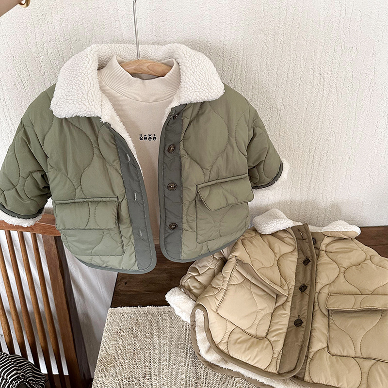 Manteau rembourré épaissi doublé de molleton à col en fourrure d'agneau de style coréen