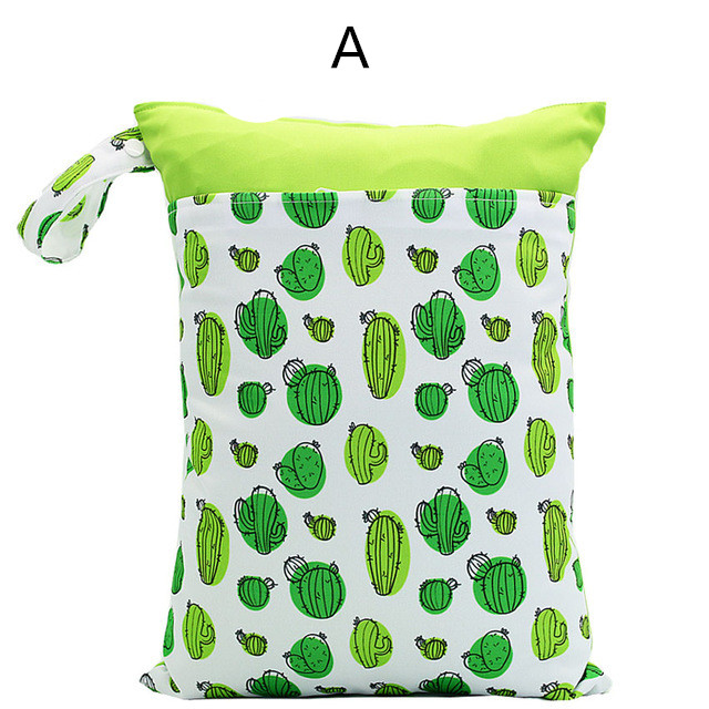 Sac de rangement pour couches bébé imperméable et réutilisable