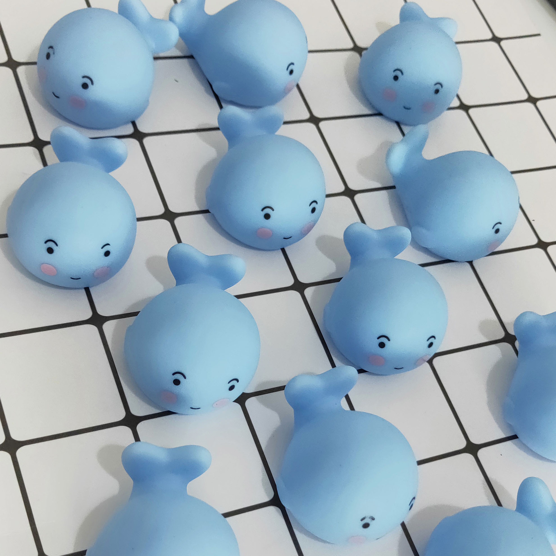 Jouets de ventilation en forme de baleine dansante, mignonne et cartoon